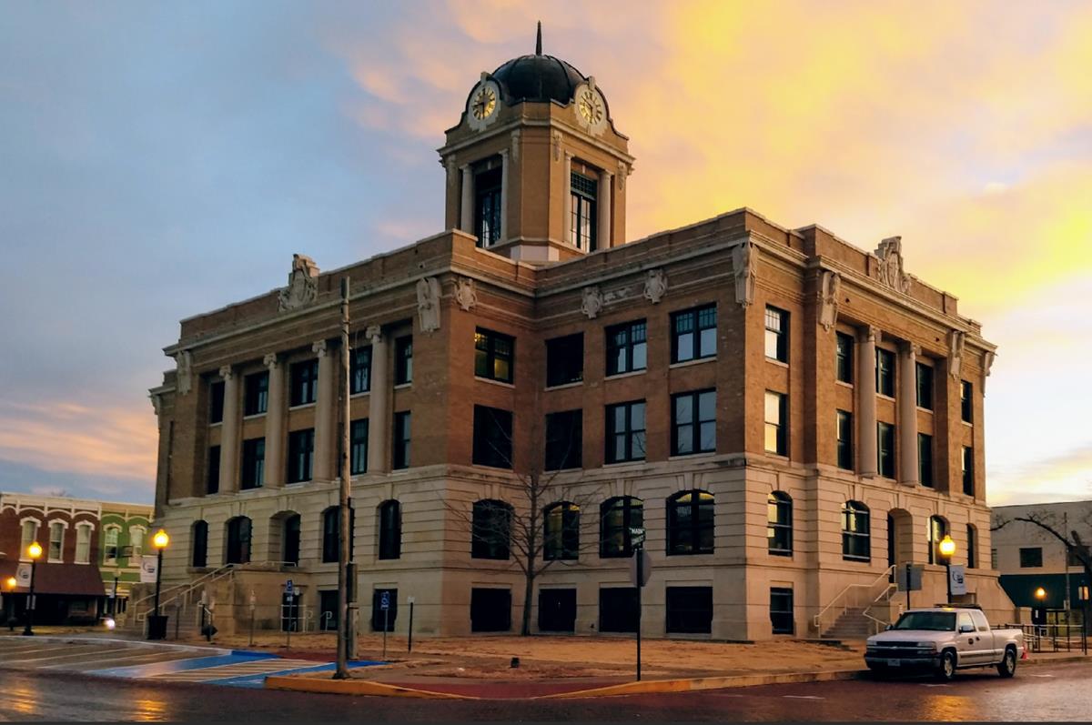 Cooke County Courthouse Photograph with blue and pink sky, taken from SW. Photo courtesy Jason Brinkley, 2018